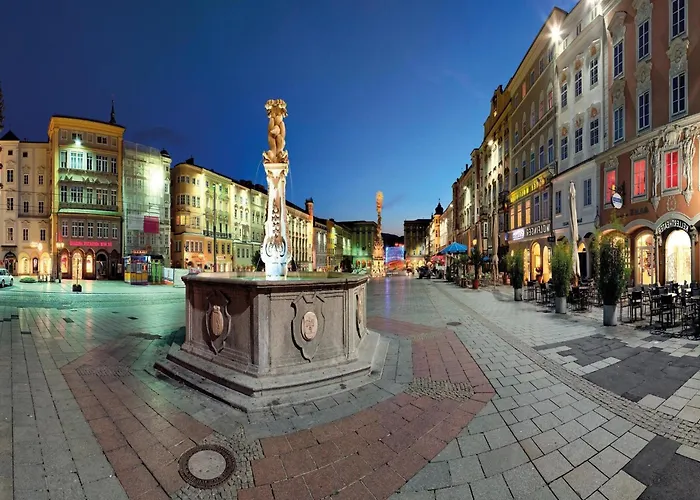 In By The Danube Promenade